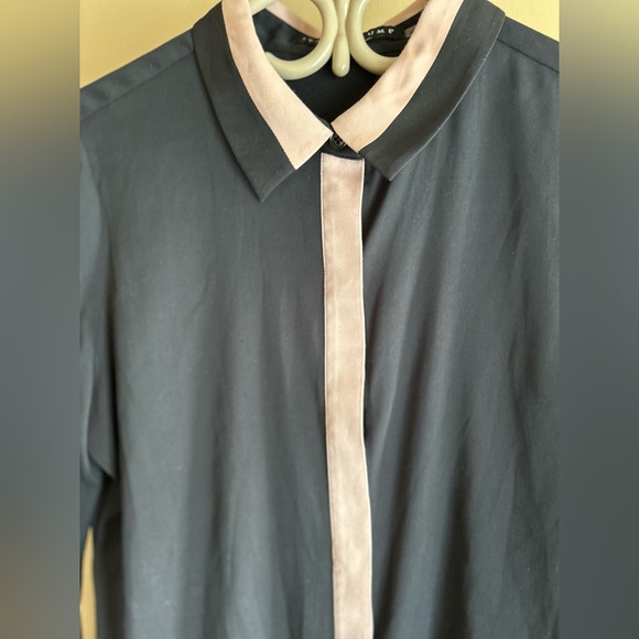 ✌️4 for $20✌️ Ivanka trump colour block blouse - Picture 5 of 11